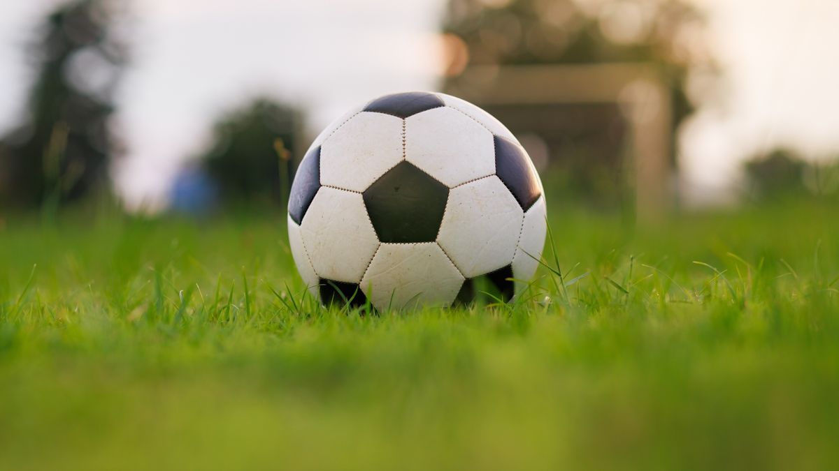 Reserves Heerenveen in oefenwedstrijd hard onderuit tegen Helmond Sport