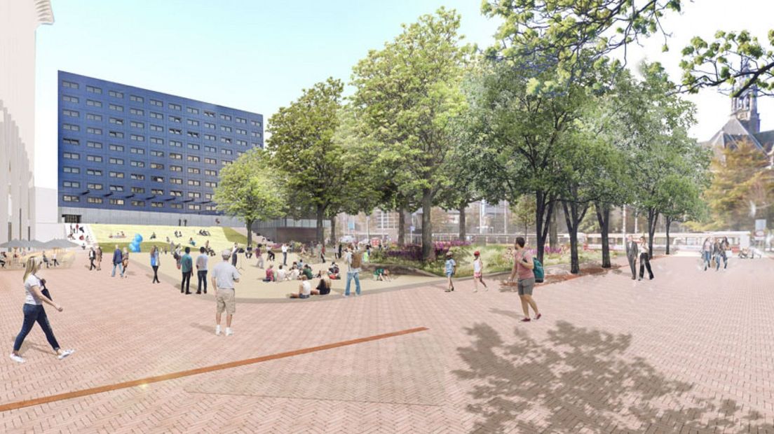 De trappen bij het hotel kunnen als 'tribune' fungeren
