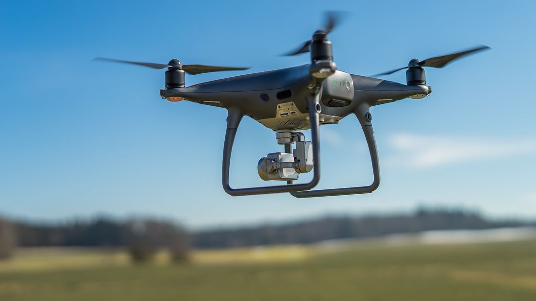 Risico op botsingen tussen drones en vliegtuigen neemt toe.
(Rechten: RTV Drenthe)