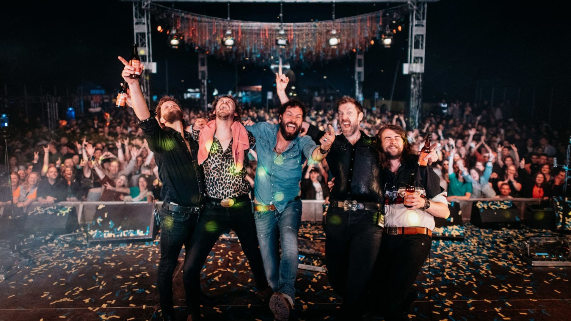 Bökkers brengt dampende rockavond naar Aalten met staand concert.