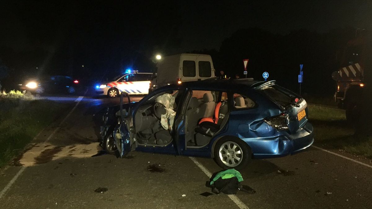 Gewonde bij frontale botsing in Montfort