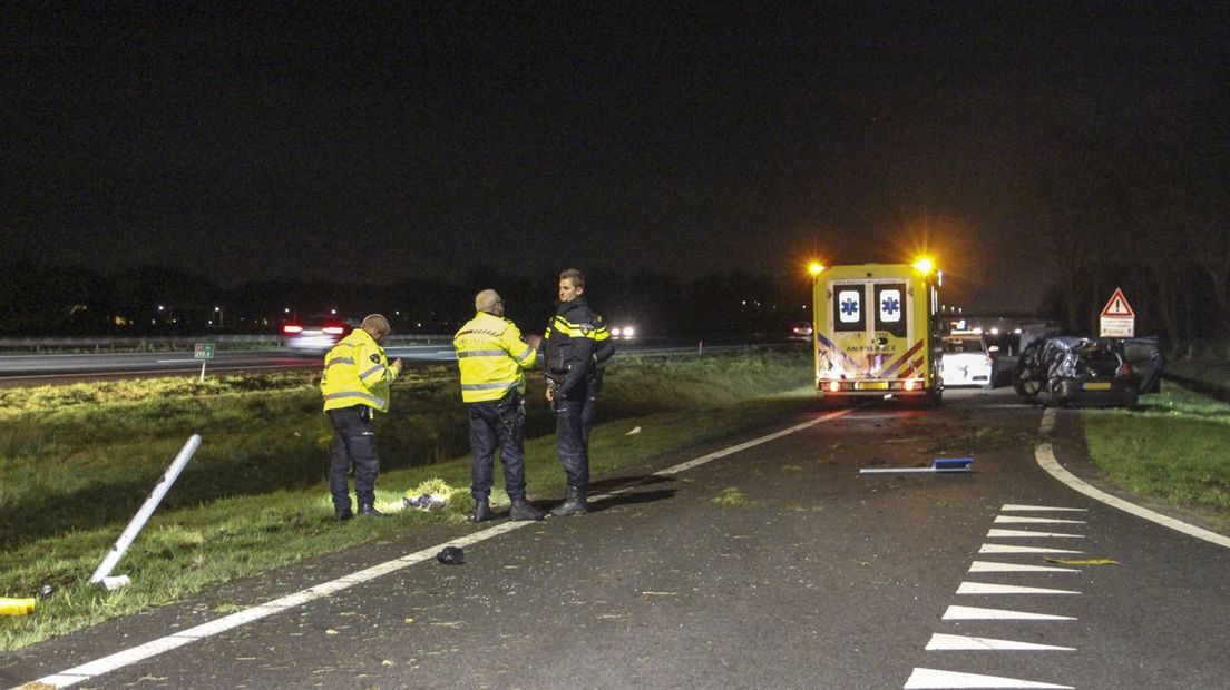 Van de auto bleef niet veel over