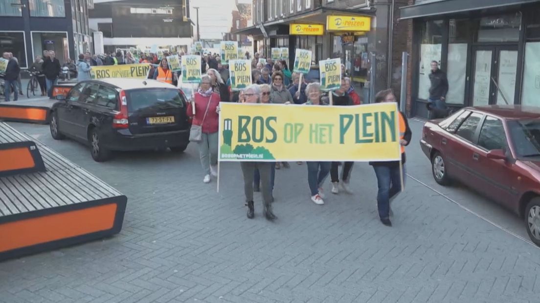 Actiegroep 'Bos op het Plein' tijdens een demonstratie in 2019