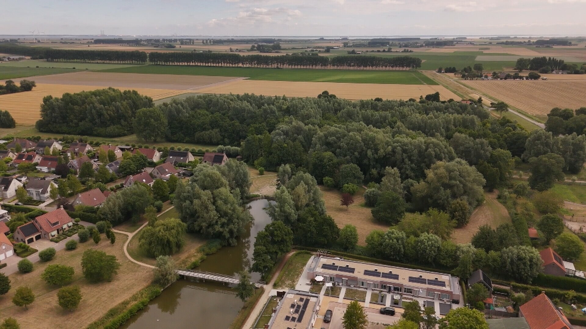 Gemeente Sluis koopt extra grond voor nieuw multifunctioneel centrum in IJzendijke