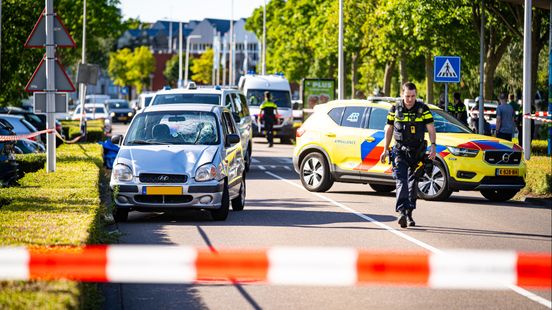 Voetganger zwaargewond bij aanrijding op zebrapad. Voetganger zwaargewond bij aanrijding op zebrapad.