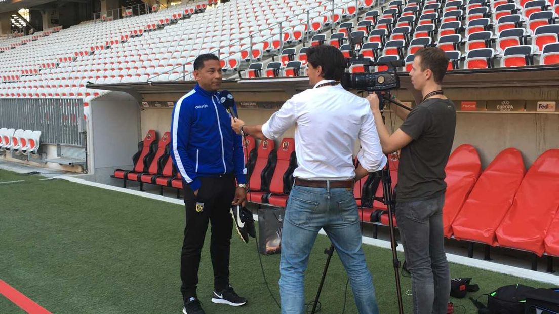 Vitesse speelt vanavond met de sterkste opstelling tegen het Franse Nice. Het is het tweede duel in de Europa League voor de Arnhemmers. 'We mogen niet naïef zijn', weet Henk Fraser.