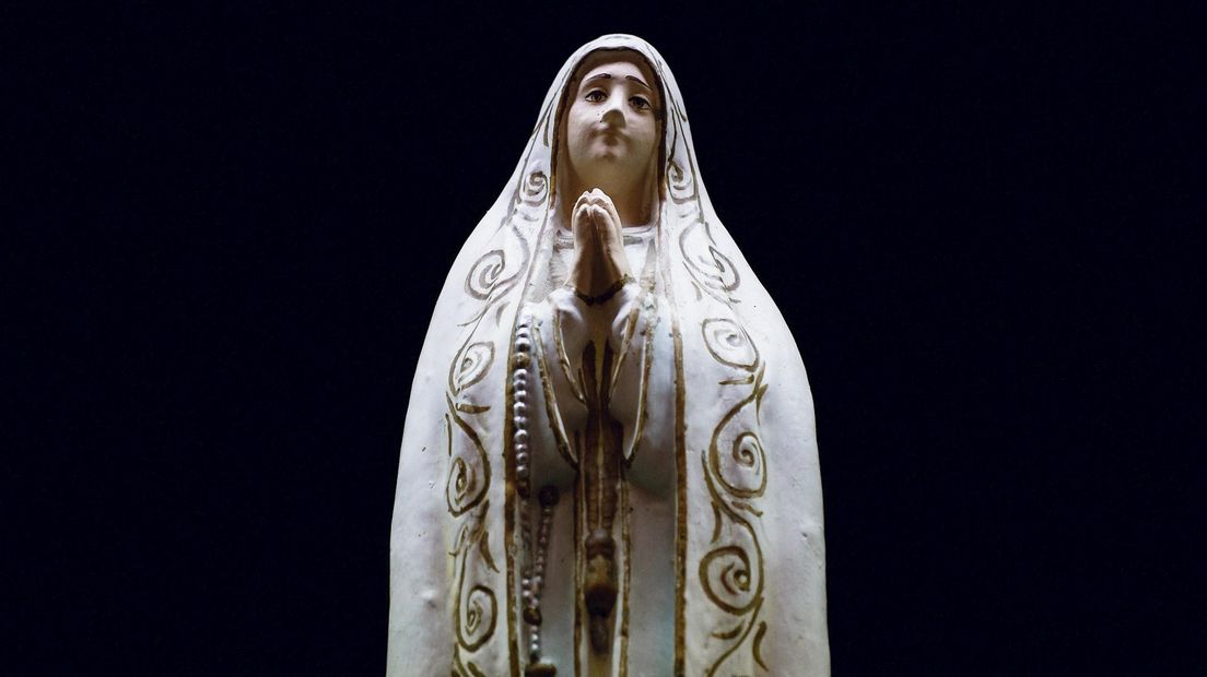 De Heilige Maagd Maria biedt uitkomst bij overspel...
