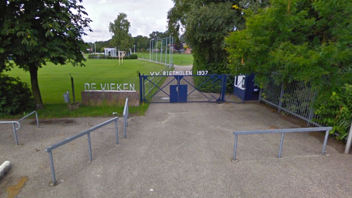 De mannen van v.v. Rietmolen spelen de wedstrijd van hun leven