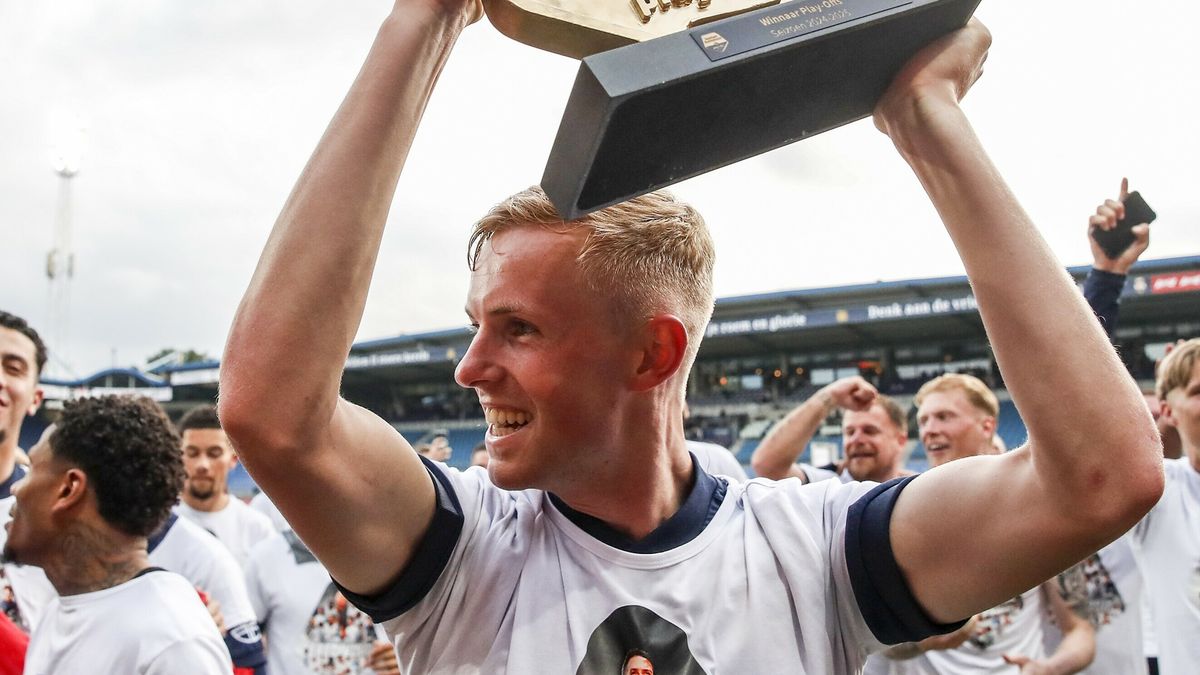 Van Heerenveen naar de amateurs, maar nu toch in de eredivisie: het verhaal van Guus Offerhaus