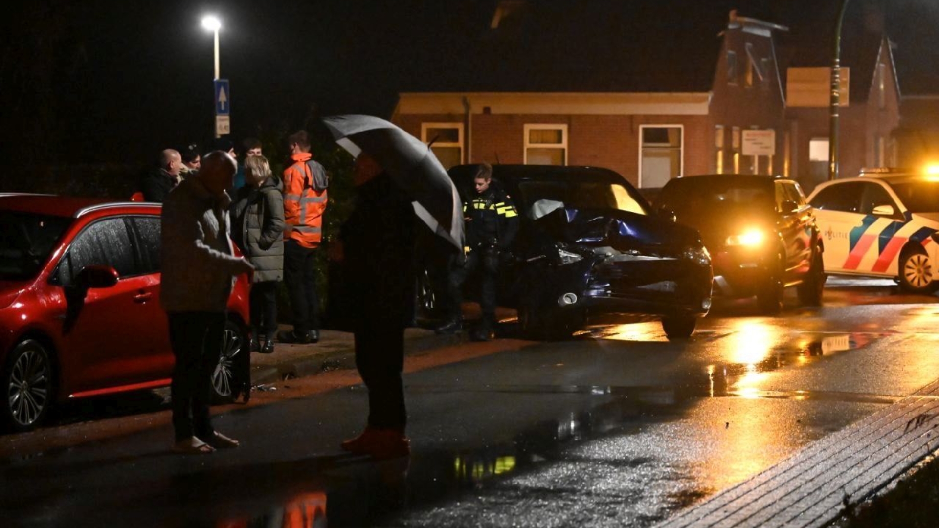 112-nieuws Zondag 10 December: Auto's Botsen In Midwolda • Gezocht ...