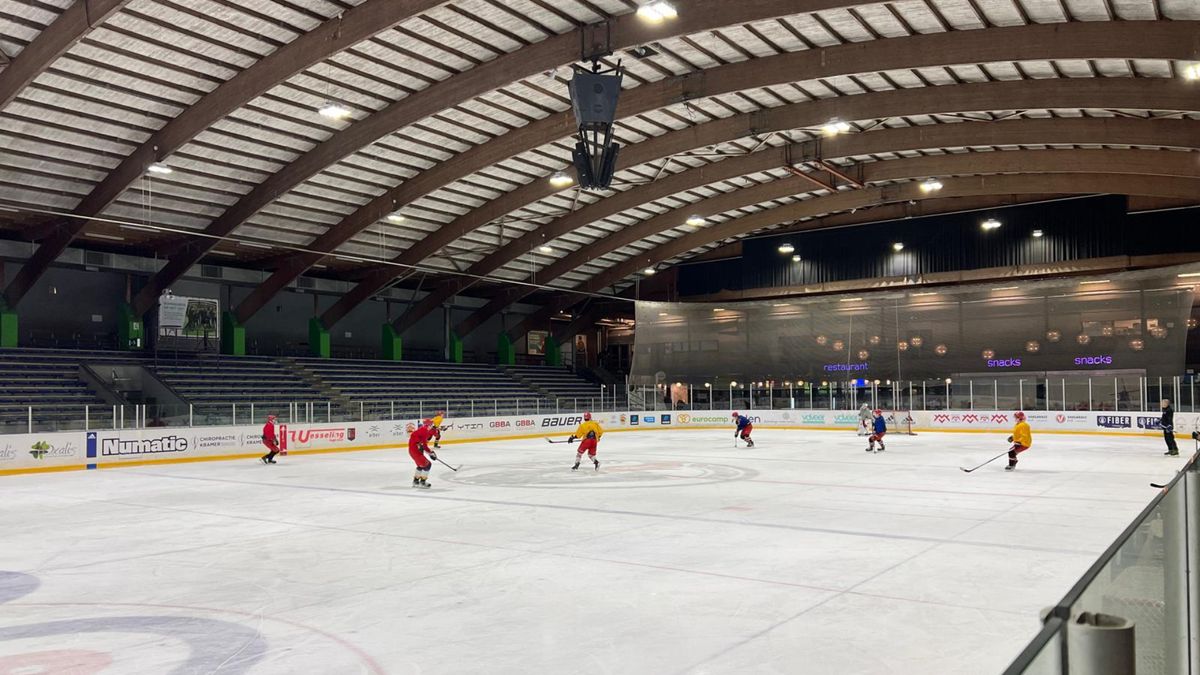 Teamgenoten Brock en Hunter zijn tijdens Olympische ijshockeyfinale voor even rivalen