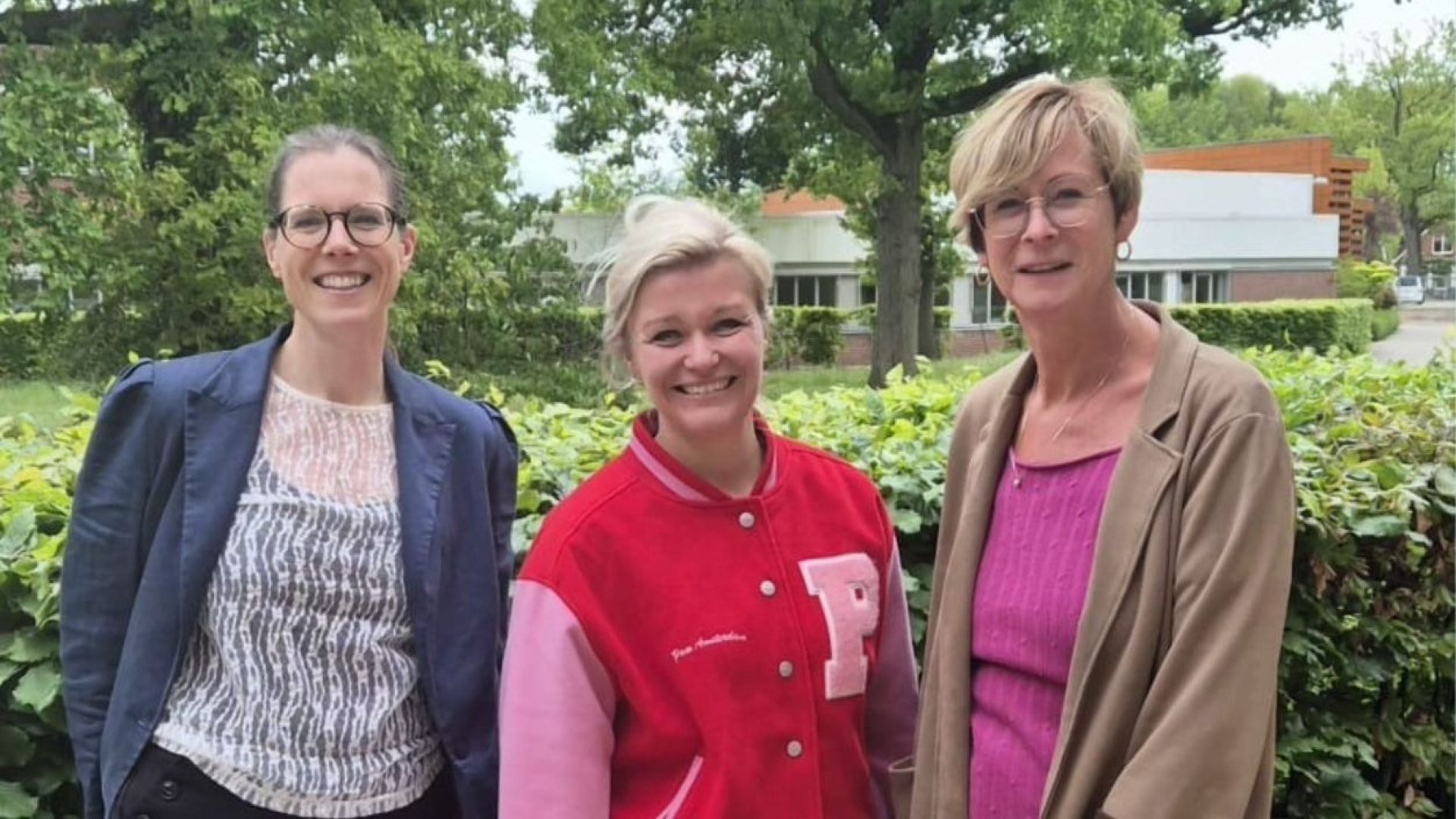 V.l.n.r. Lucie Masen, Moniek Damkot - Rösken en Joke Wieggers.