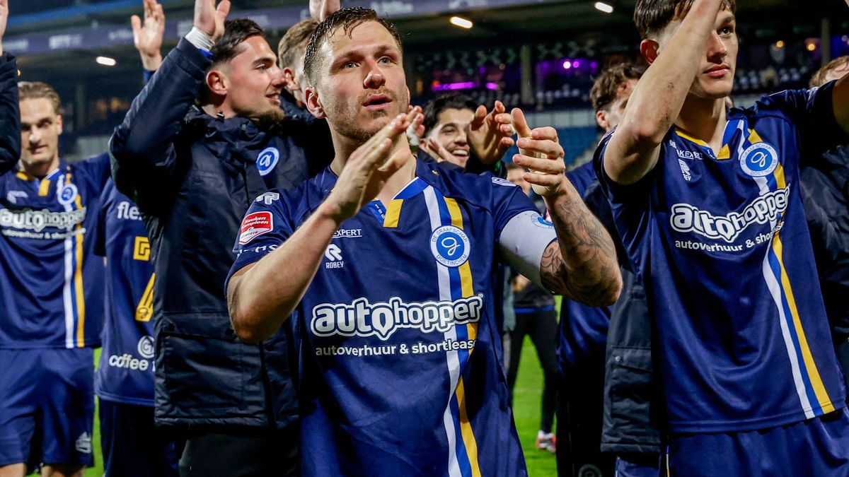 Mike Foppen loopt record · de Graafschap doet goede zaken