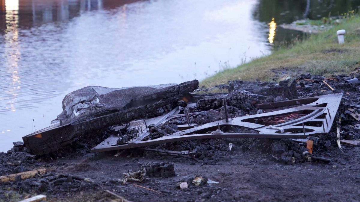 Piano brandt af langs de vaart in Smilde