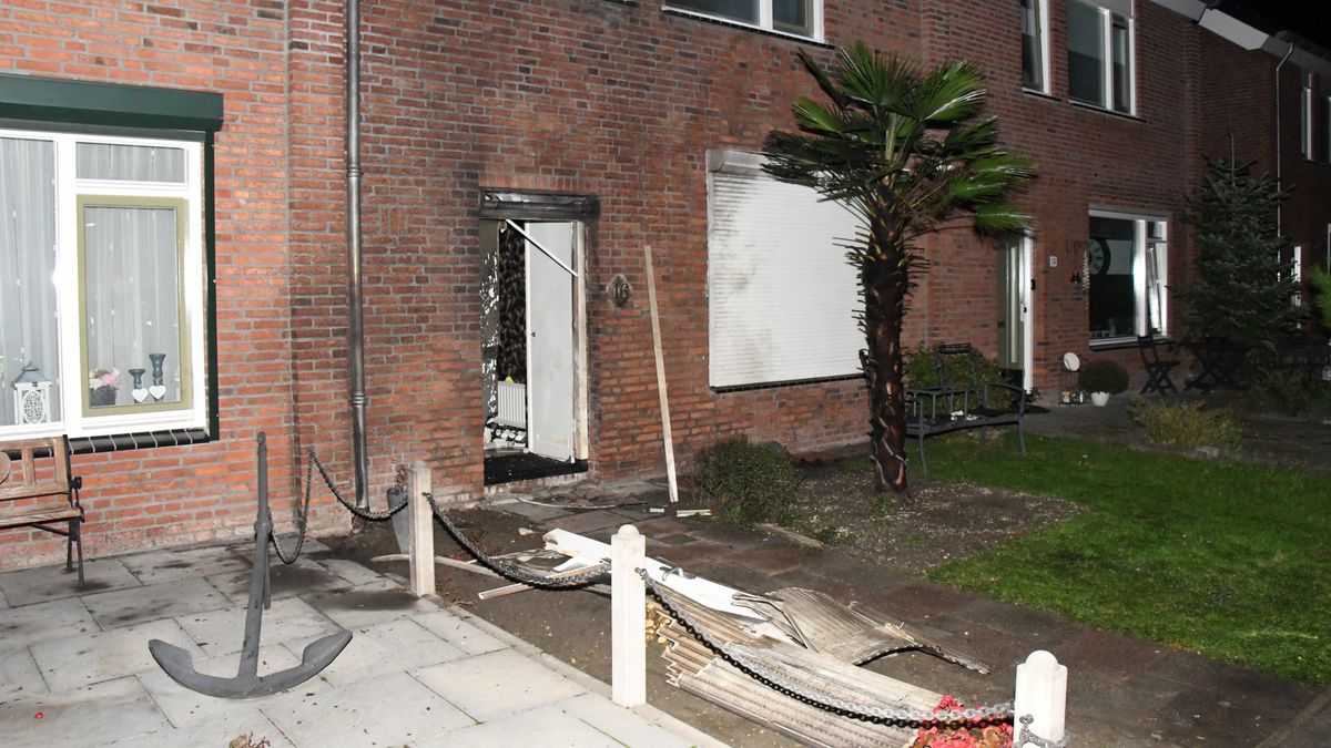 Weer harde klap in Bloemenlaan Sint-Maartensdijk: nu explosie bij buren