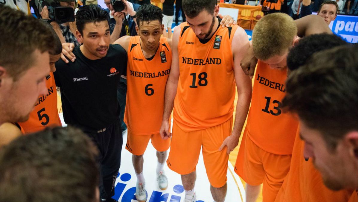 Basketballer Mohamed Kherrazi kijkt vooruit na domper met Oranje 'Op