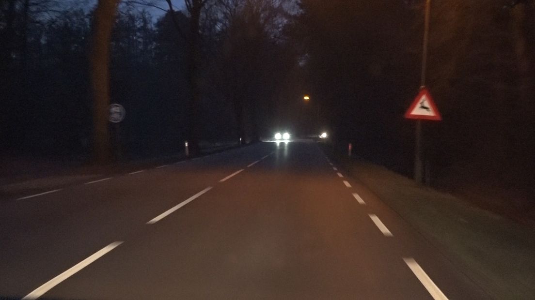 De maximumsnelheid op de N303 tussen Voorthuizen en Putten moet worden teruggebracht naar 60km/uur. Dat is het advies aan de provincie Gelderland van een speciaal ingestelde klankbordgroep.