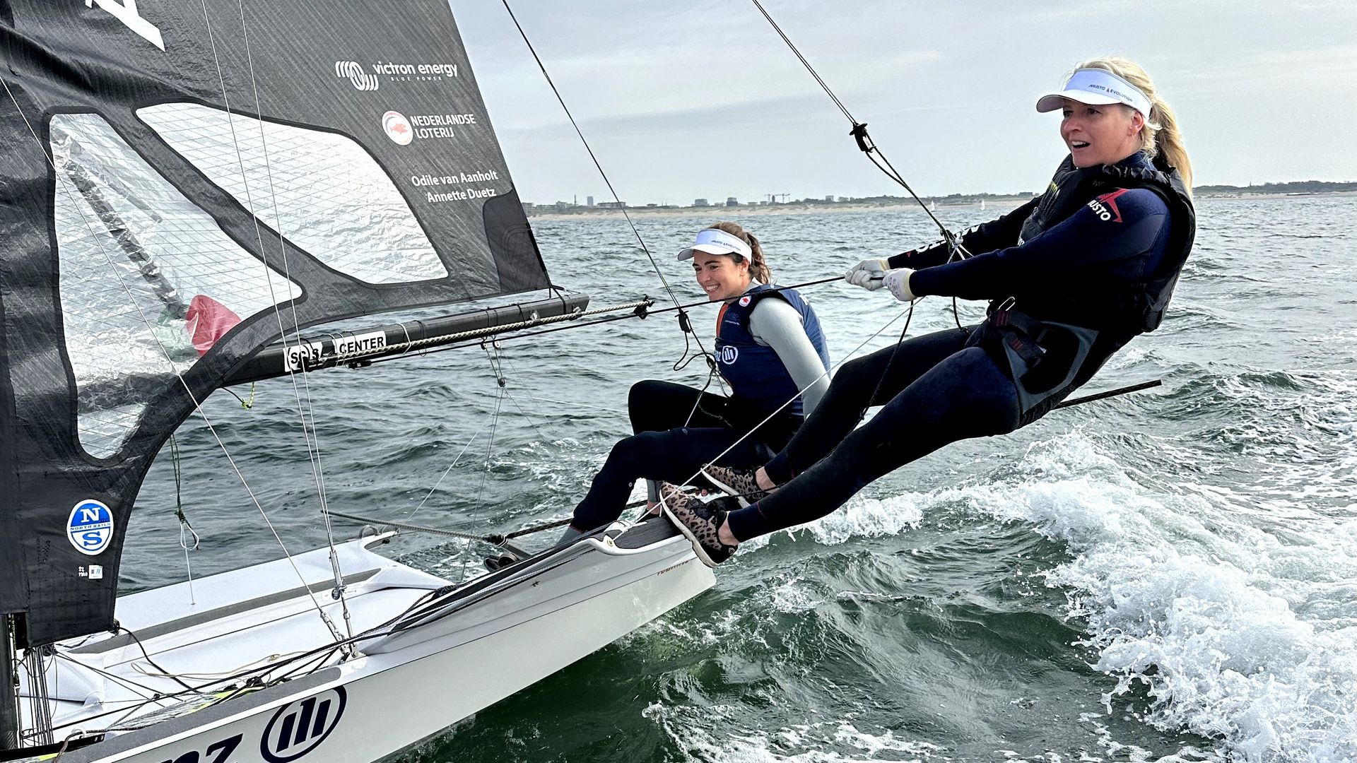 Met 45 per uur over het water naar medaille, Annette gaat ervoor