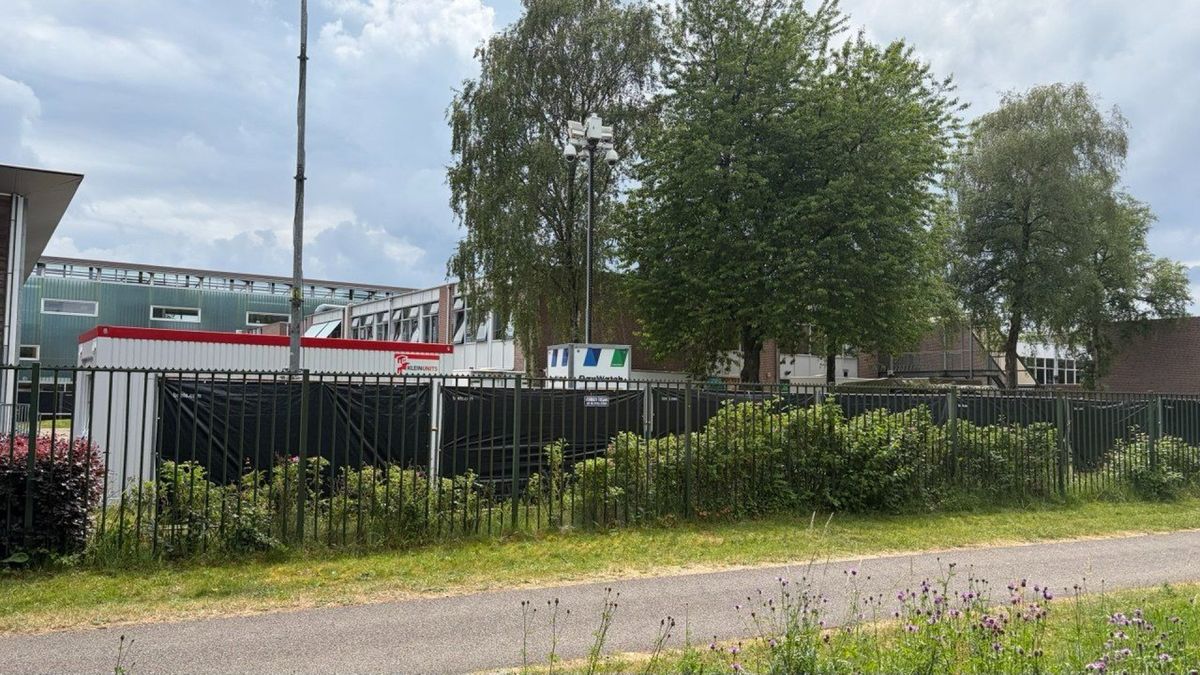 Eerste bewoners noodopvang Apeldoorn zijn 50 mannen uit Ter Apel