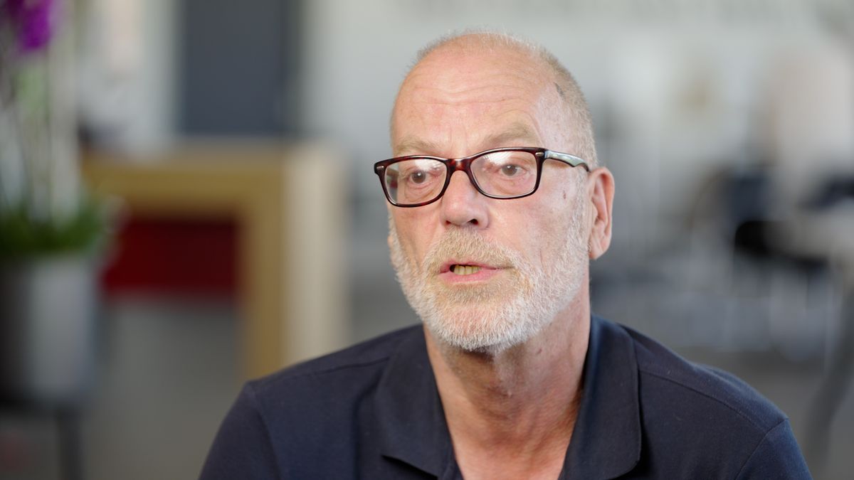 Illegale graafactie bij Drentse kerk: Enschedese amateurhistoricus in opspraak