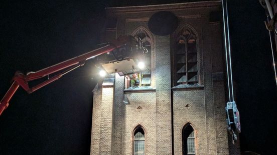 Man valt van trap in kerktoren