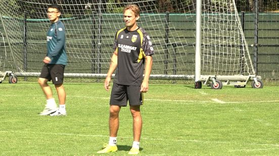 Dahbo speelgerechtigd bij Vitesse • Kania in basis De Graafschap