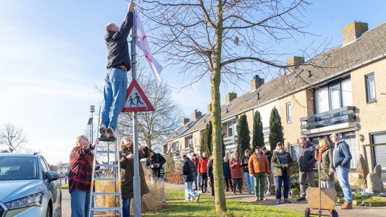 Van hakenkruis naar hartje: Suzie wil 'gematigd geluid' in dorp over komst asielzoekers