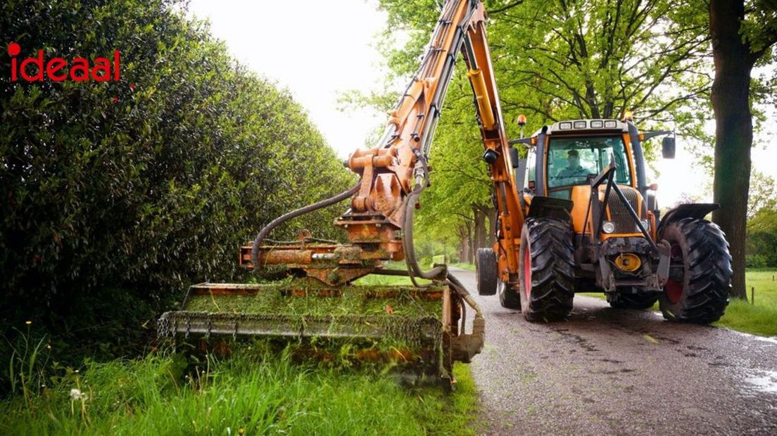 Bermwerkzaamheden voor afwatering wegen