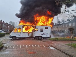 112-nieuws: Camper in brand in Holwert | 'code rood' voor slechte luchtkwaliteit in strook in Fryslân