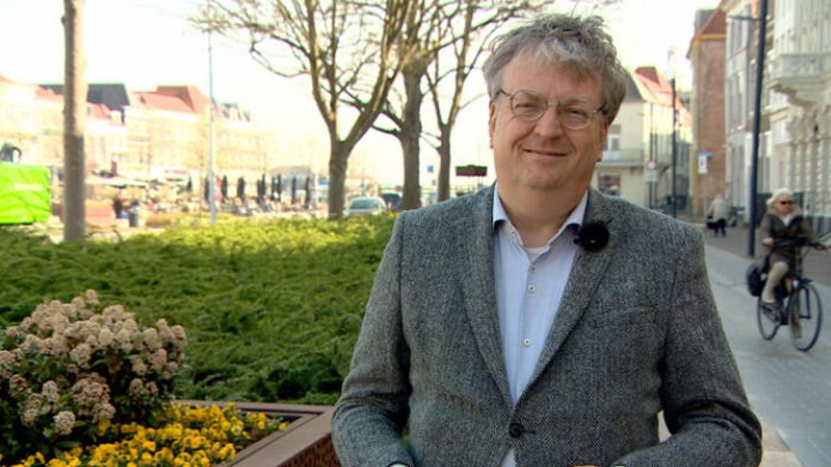Een april verloor Alva zijn bril, aprilletje zes verloor Alva zijn fles