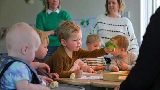 Tweetalige kinderopvang: wat kunnen we leren van Friesland?