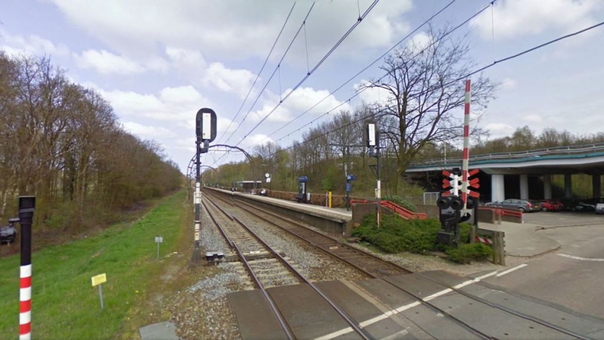 Station Hollandsche Rading heeft na deze week eerste circulaire perron van Nederland