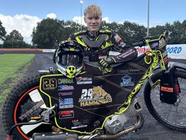 Dominic (16) uit Gees wil furore maken op Speedway Veenoord: 'Baan is goed voor elkaar'