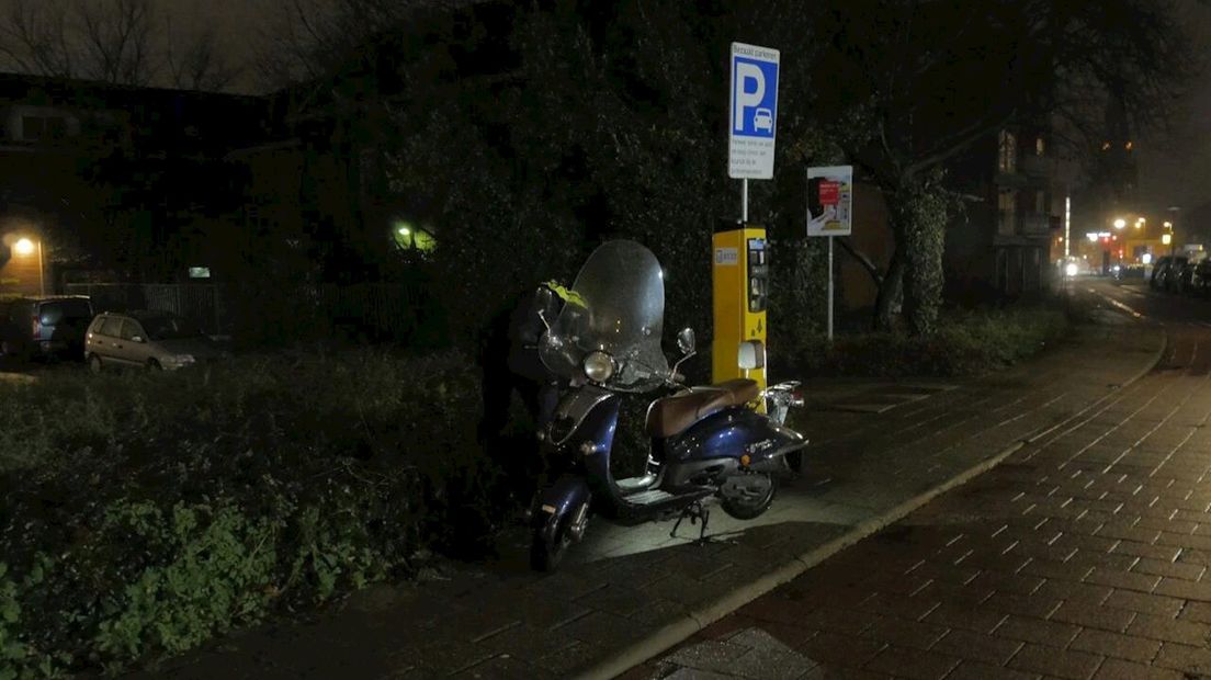 Scooterrijder gewond in Enschede