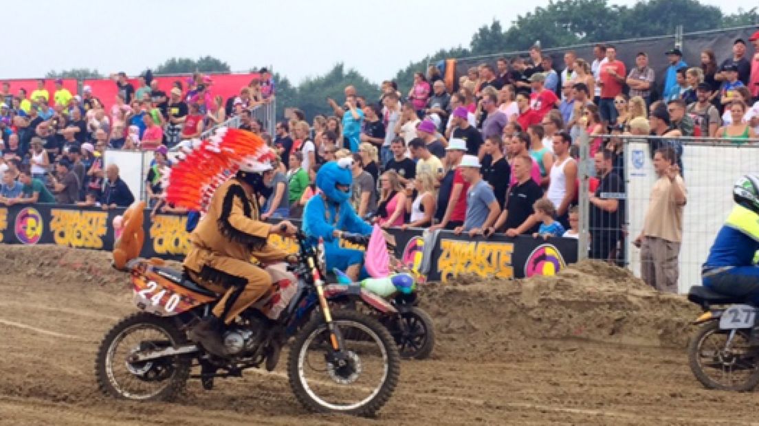 De organisatie van de Zwarte Cross kon zaterdagmiddag het bordje 'uitverkocht' aan de festivalkassa's hangen.