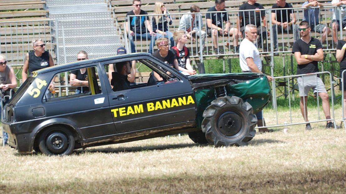 As 'n gek in 'n drek tijdens Pinksterfeesten Beckum