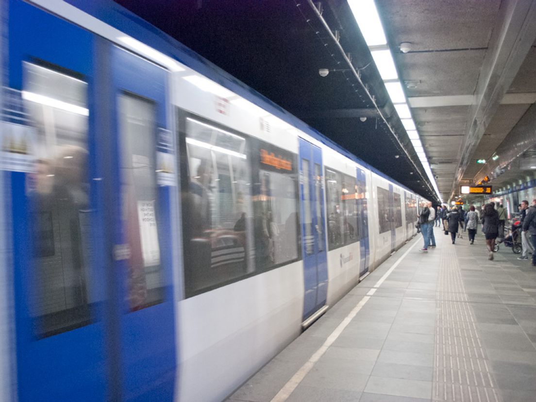 De groep werd op metrostation Marconiplein aangehouden