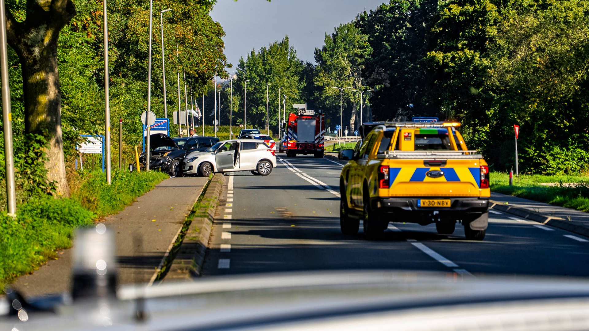 Botsingen in Echteld en Zetten • woningbrand