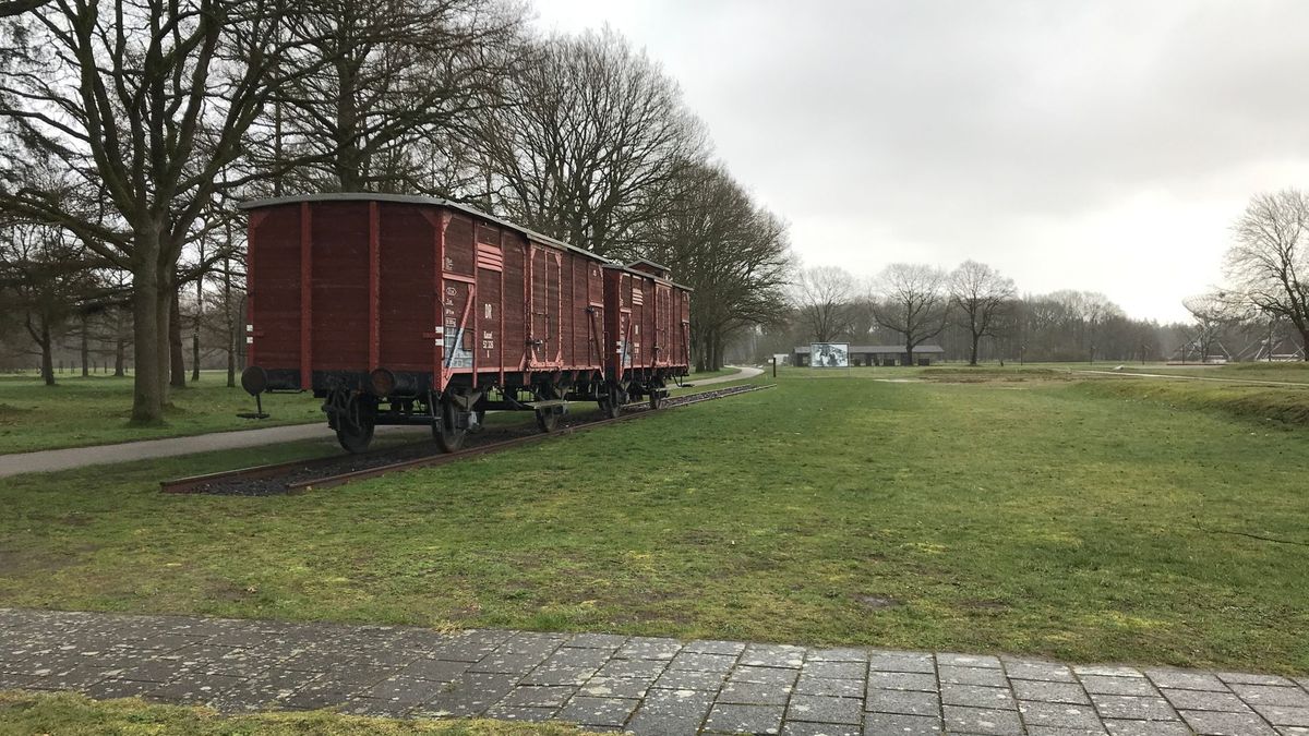Kamp Westerbork 77 jaar bevrijd: 'Deze dag roept allerlei herinneringen op'
