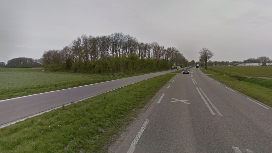 De plek waar de nieuwe rondweg moet worden aangelegd.