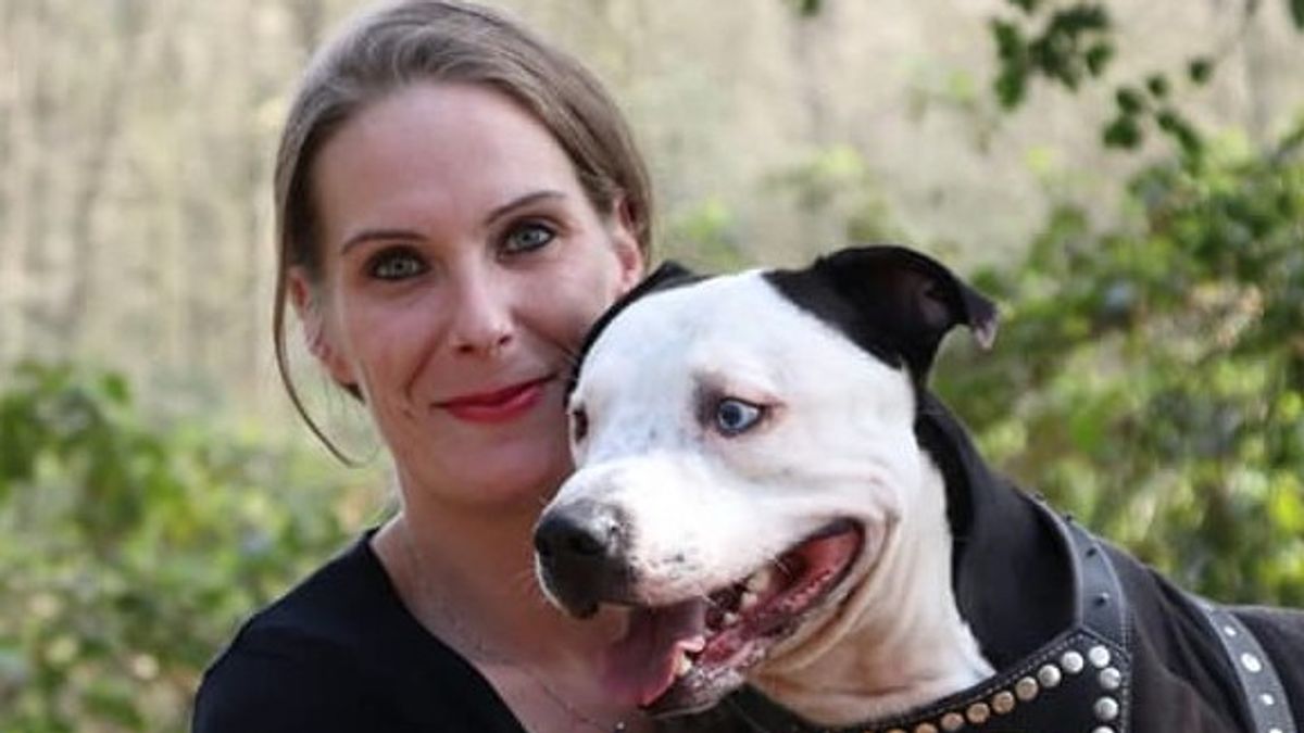 Nathalie van Dijk (42), oprichtster dierenvoedselbank Twente, plotseling overleden