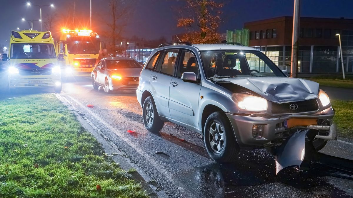 Gewonde bij kop-staartbotsing in Assen