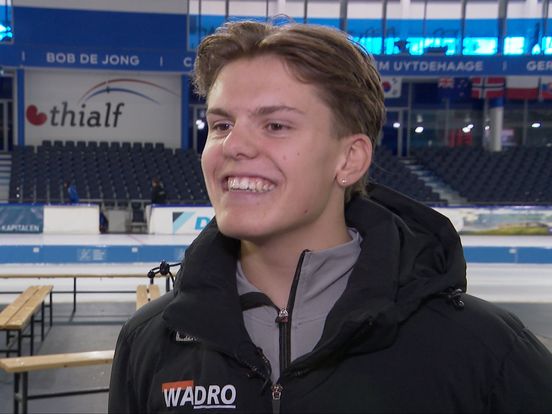 Shorttracker Jesper Schmitz (17) plaatst zich als junior tussen olympiërs voor World Tour-selectie
