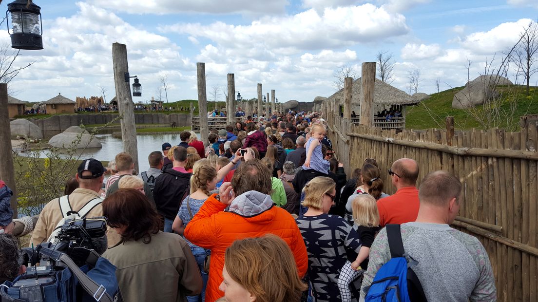 Steeds meer toeristen bezoeken Drenthe (archief