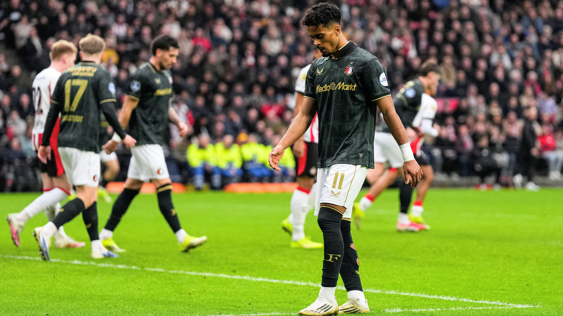 Borges krijgt rood tegen PSV