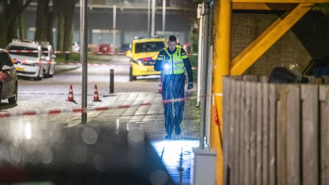 De politie doet onderzoek na de fatale steekpartij