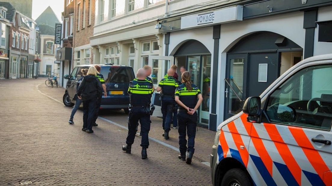 Politie doet inval bij horecapand