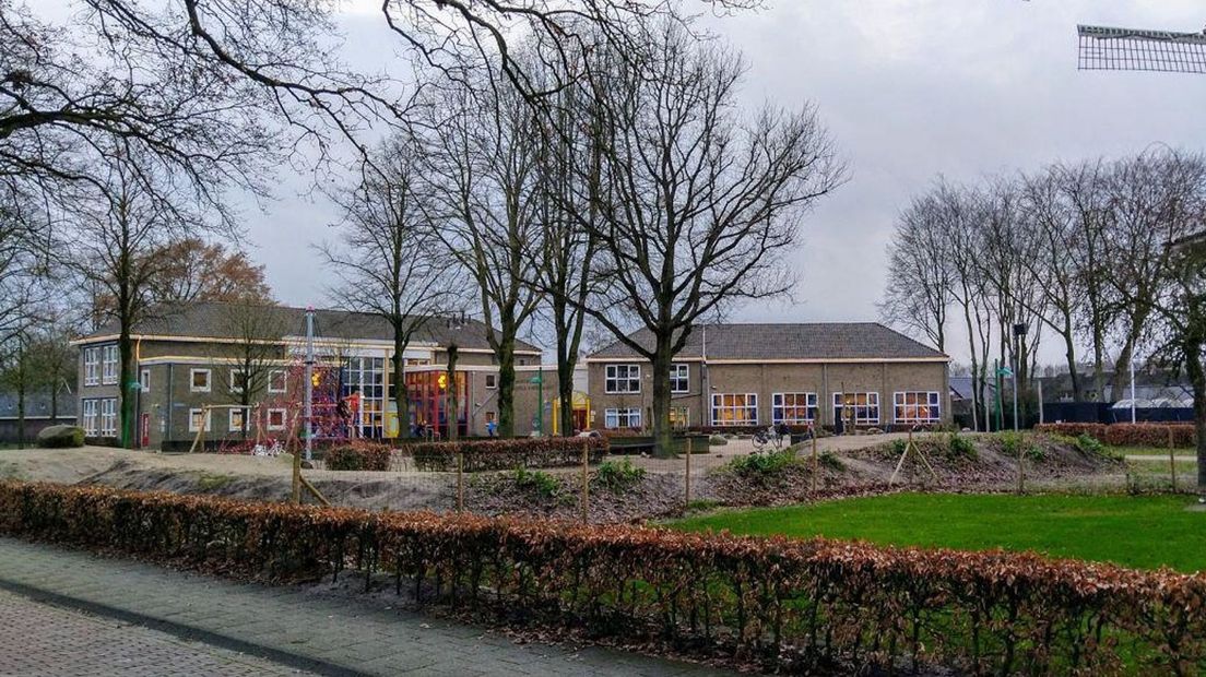 De Burgemeester Wessels Boerschool in Dalen. (Rechten: RTV Drenthe/Erwin Kikkers)