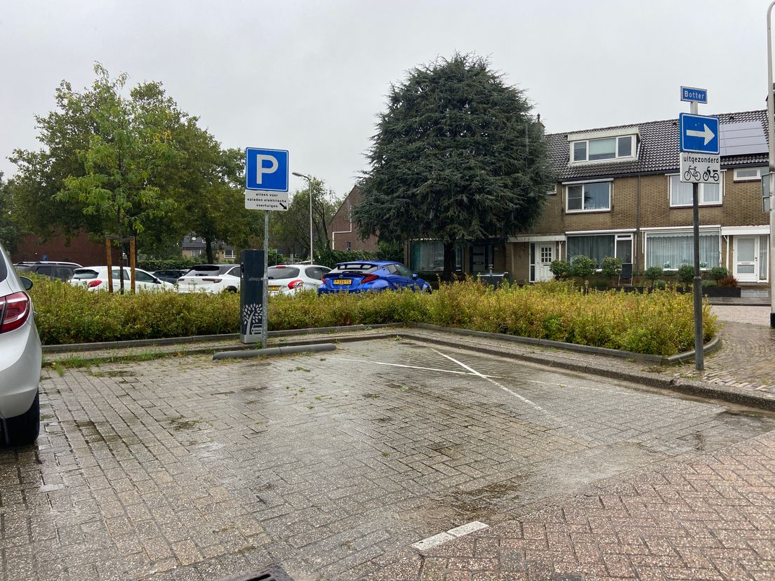 Onduidelijke laadpaalplek-situatie