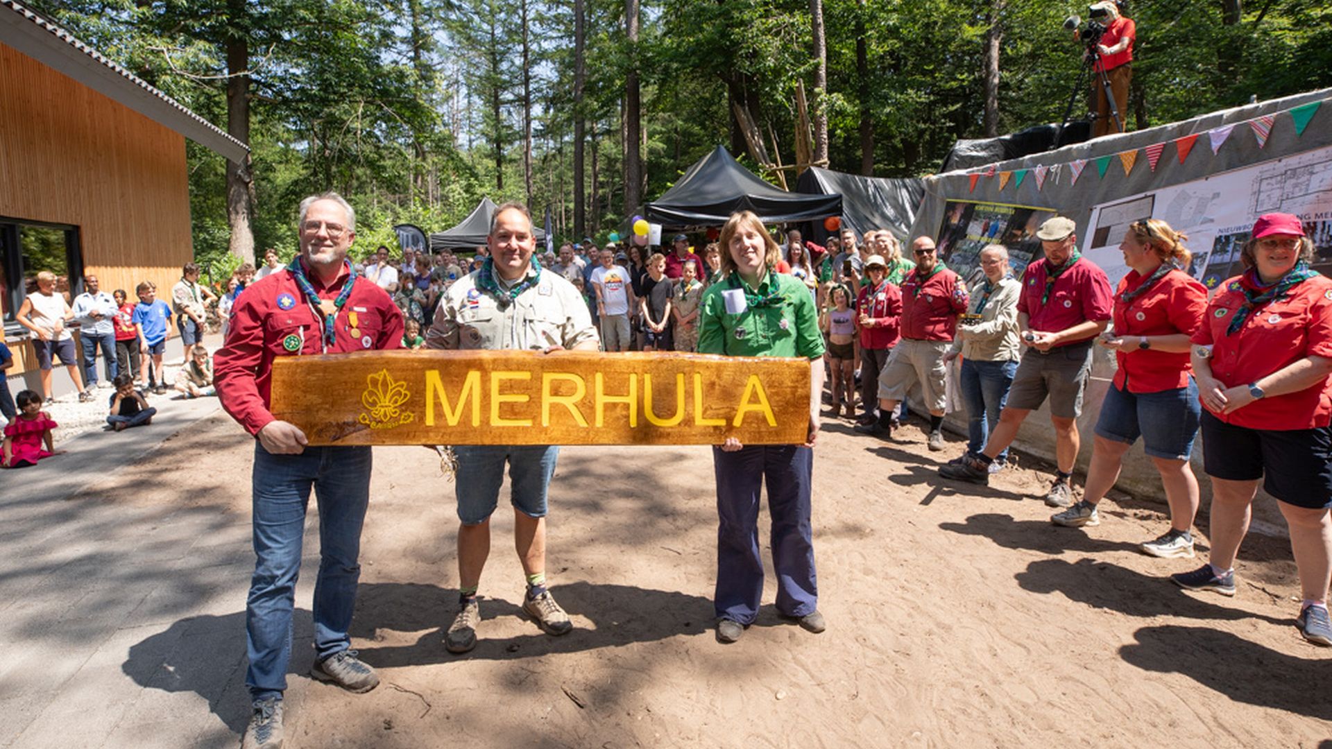 Bloed, zweet en tranen: 4 jaar na verwoestende brand hebben scouts een nieuw clubhuis